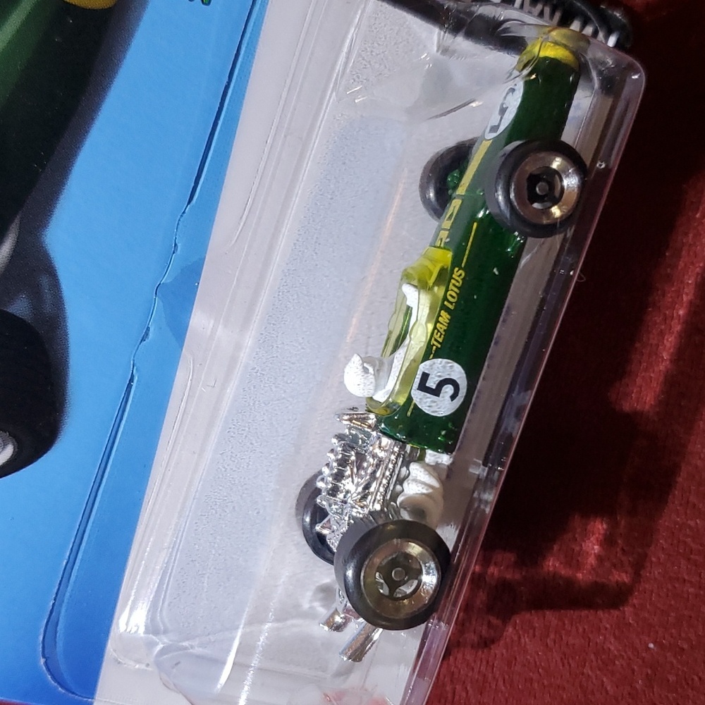 Hot‎ Wheels - Picture 2 of 10